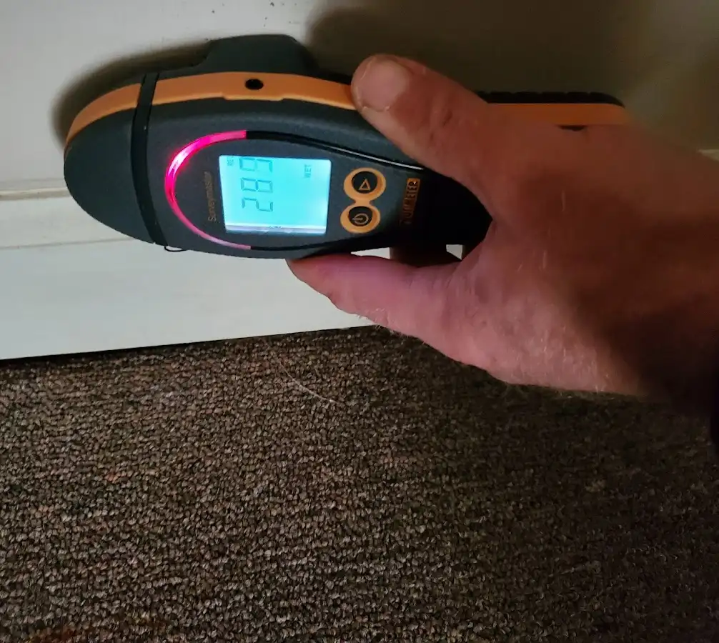 Moisture detection at baseboard during Mold Inspection & Testing in Yuma